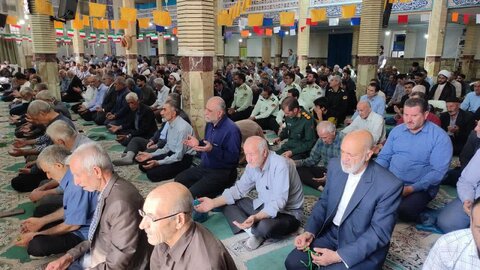 تصاویر اقامه نماز جمعه الیگودرز