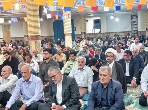 تصاویر اقامه نماز جمعه الیگودرز