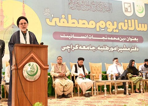 دورِ ظلم و بربریت میں پیغمبرِ اسلام (ص) نے اس وقت کے نظام کے خلاف آواز بلند کی، مقررین