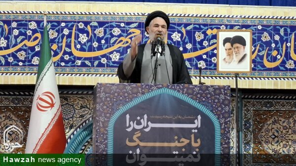 قدرت موشکی ایران اسلامی قابل‌مذاکره نیست