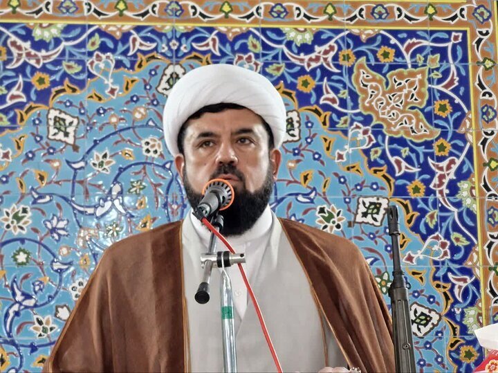 یکی از ابزارهای شیطانی دشمن، تحریف و فریب رسانه‌ای است