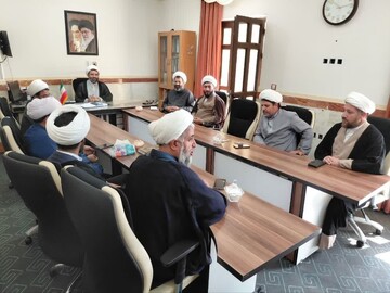 با همکاری همه‌جانبه، سالی پربار و موفق در مدارس علمیه کردستان داشته باشیم