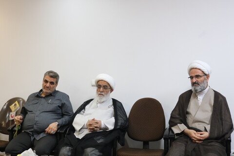 تصاویر/ دیدار نماینده ولی فقیه در استان و استاندار سمنان با دبیر شورای عالی حوزه‌های علمیه