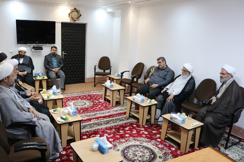 تصاویر/ دیدار نماینده ولی فقیه در استان و استاندار سمنان با دبیر شورای عالی حوزه‌های علمیه