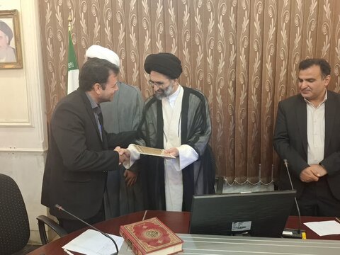 تصاویر/جلسه شورای اقامه نماز شهرستان کاشان