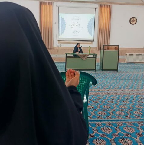 تصاویر/ برگزاری طرح اربعین تعالی در مدرسه علمیه حضرت زینب(س) کرمان