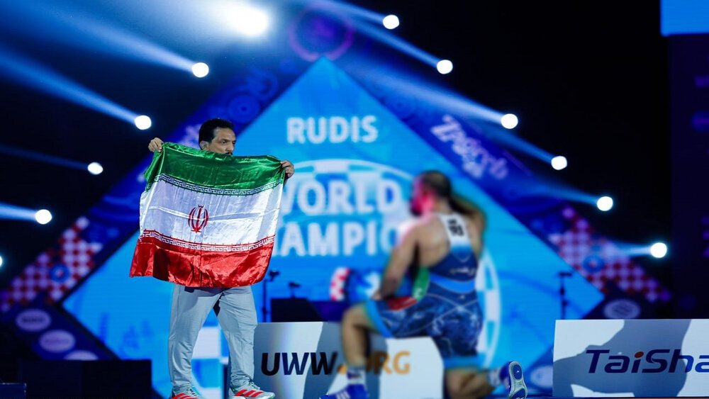 “Glory for Iran: Wrestlers Crowned World Champions in Croatia”