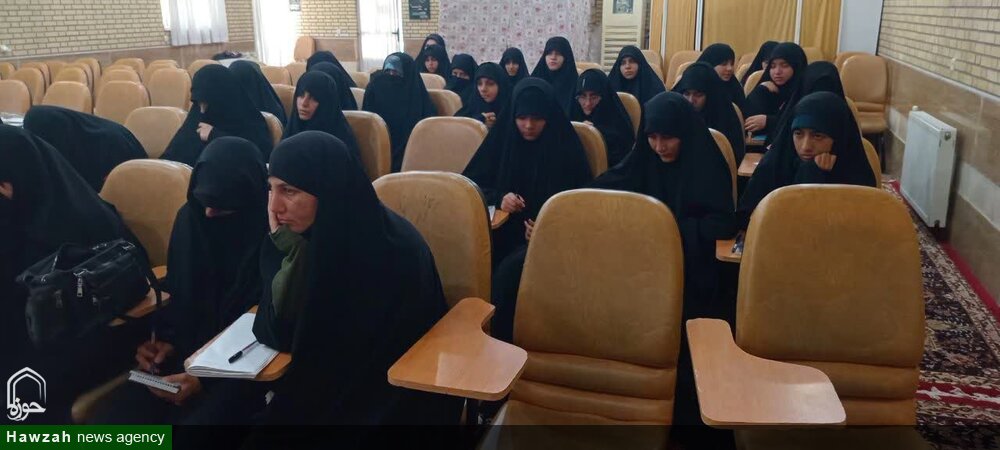 نشست مهدویت‌شناسی طلاب مسجدسلیمان