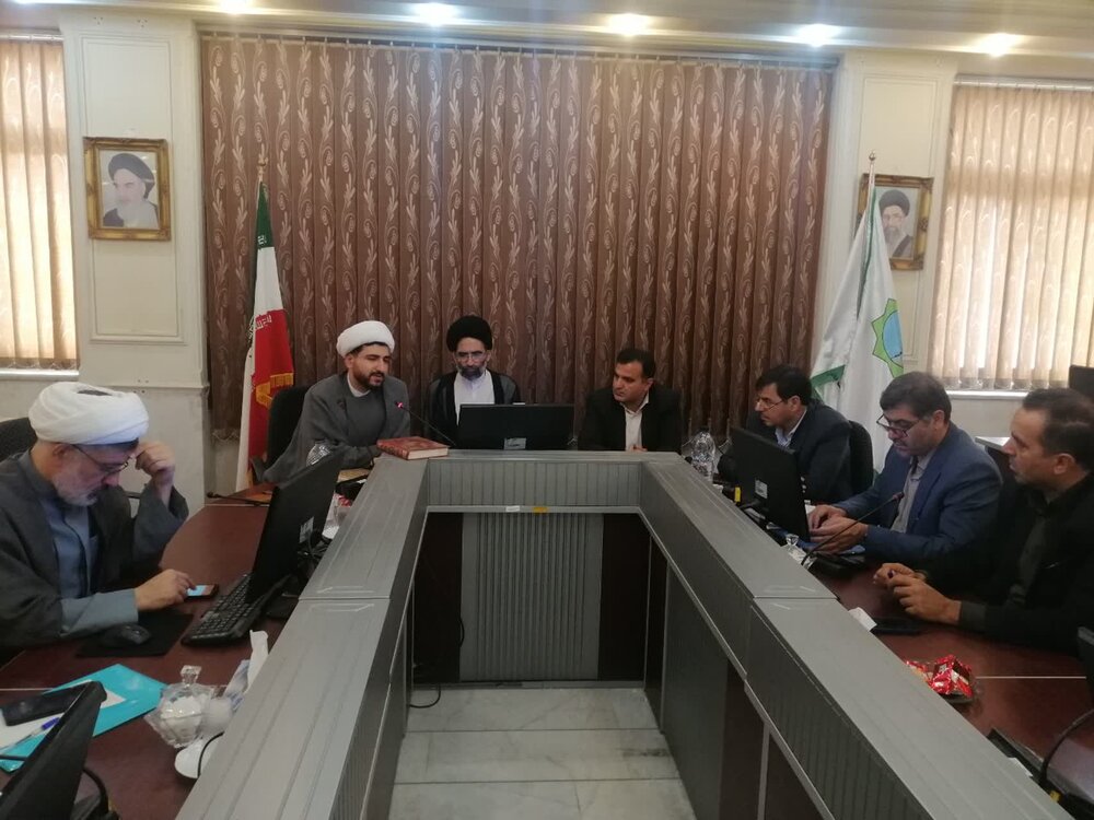 از ظرفیت هنرمندان در اجلاس نماز استفاده شود