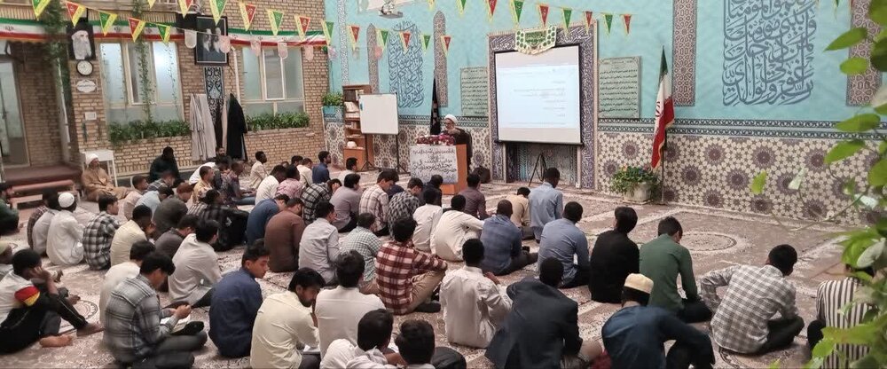 آغاز سلسله مباحث علمی «کرسی معارف نهج‌البلاغه» در مدرسه مرعشیه