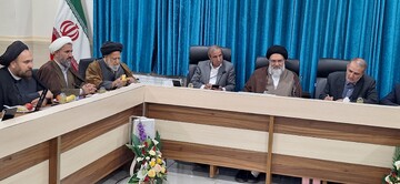 استانداری مشتاق کمک به حوزه‌های علمیه است