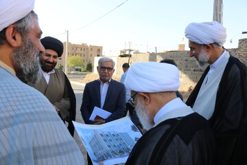 تصاویر/ بازدید دبیر شورای عالی حوزه های علمیه از پروژه ساختمان مدیریت حوزه علمیه استان سمنان