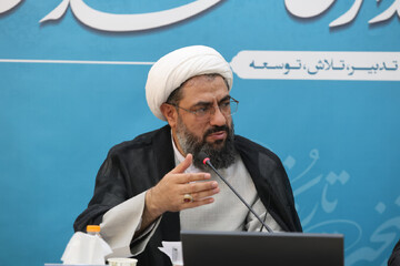 شورای فرهنگ عمومی ظرفیت‌های دستگاه‌ها و گروه‌های مردمی را فعال کند