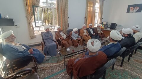 تصاویر/ اولین نشست اساتید مدرسه علمیه امام صادق علیه‌السلام  نقده در سال تحصیلی جدید