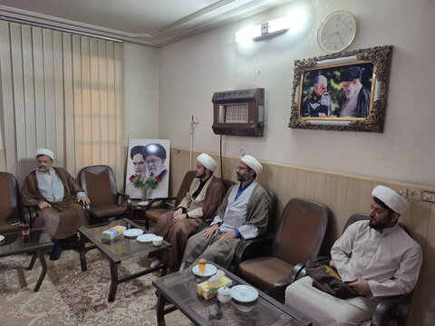 تصاویر/  نشست معاونان اجرایی مدارس علمیه منطقه کاشان