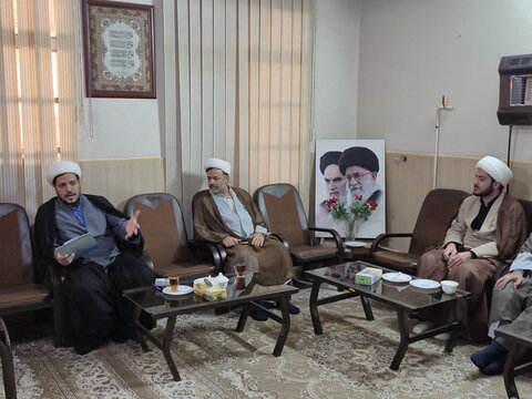 تصاویر/  نشست معاونان اجرایی مدارس علمیه منطقه کاشان
