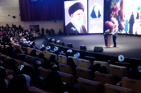 تصاویر/ آیین هم‌عهدی مربیان و خادمین «ستاد شهید آرمان»