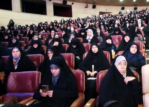 تصاویر/ آیین هم‌عهدی مربیان و خادمین «ستاد شهید آرمان»