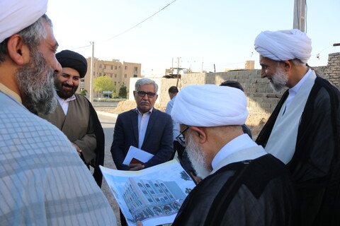 تصاویر/ بازدید دبیر شورای عالی حوزه های علمیه از پروژه ساختمان مدیریت حوزه علمیه استان سمنان