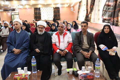 تصاویر/ اولین نشست تخصصی رسانه و تولید محتوای فرهنگی ویژه دبیران کانون‌های طلاب و دبیران فرهنگی جمعیت هلال‌احمر استان خراسان جنوبی