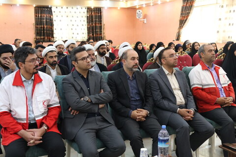 تصاویر/ اولین نشست تخصصی رسانه و تولید محتوای فرهنگی ویژه دبیران کانون‌های طلاب و دبیران فرهنگی جمعیت هلال‌احمر استان خراسان جنوبی