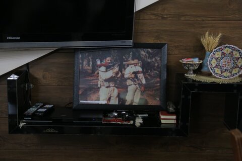 تصاویر / دیدار نماینده ولی فقیه در استان قزوین با خانواده شهید