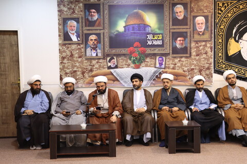 دیدار مسئولان عقیدتی سیاسی نیروی انتظامی و مرزبانی با نماینده ولی فقیه در خوزستان