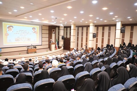 تصاویر/ آیین افتتاحیه سال تحصیلی حوزه علمیه برادران و خواهران استان سمنان با حضور دبیر شورای عالی حوزه های علمیه