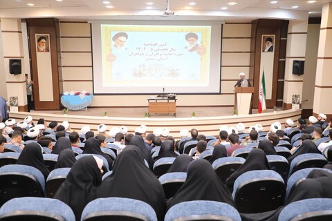 تصاویر/ آیین افتتاحیه سال تحصیلی حوزه علمیه برادران و خواهران استان سمنان با حضور دبیر شورای عالی حوزه های علمیه