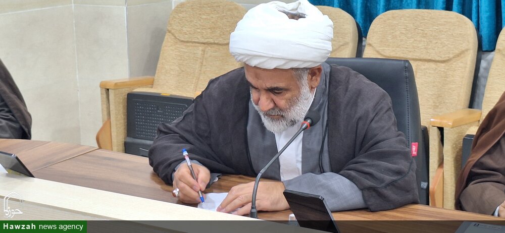 نشست شورای حوزه علمیه کهگیلویه و بویراحمد با استاندار و مدیر برنامه بودجه این استان برگزار شد