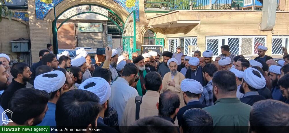 تصاویر / / مراسم ترحیم مرحوم سید سجاد فاضلیان در مسجد مهدیه همدان