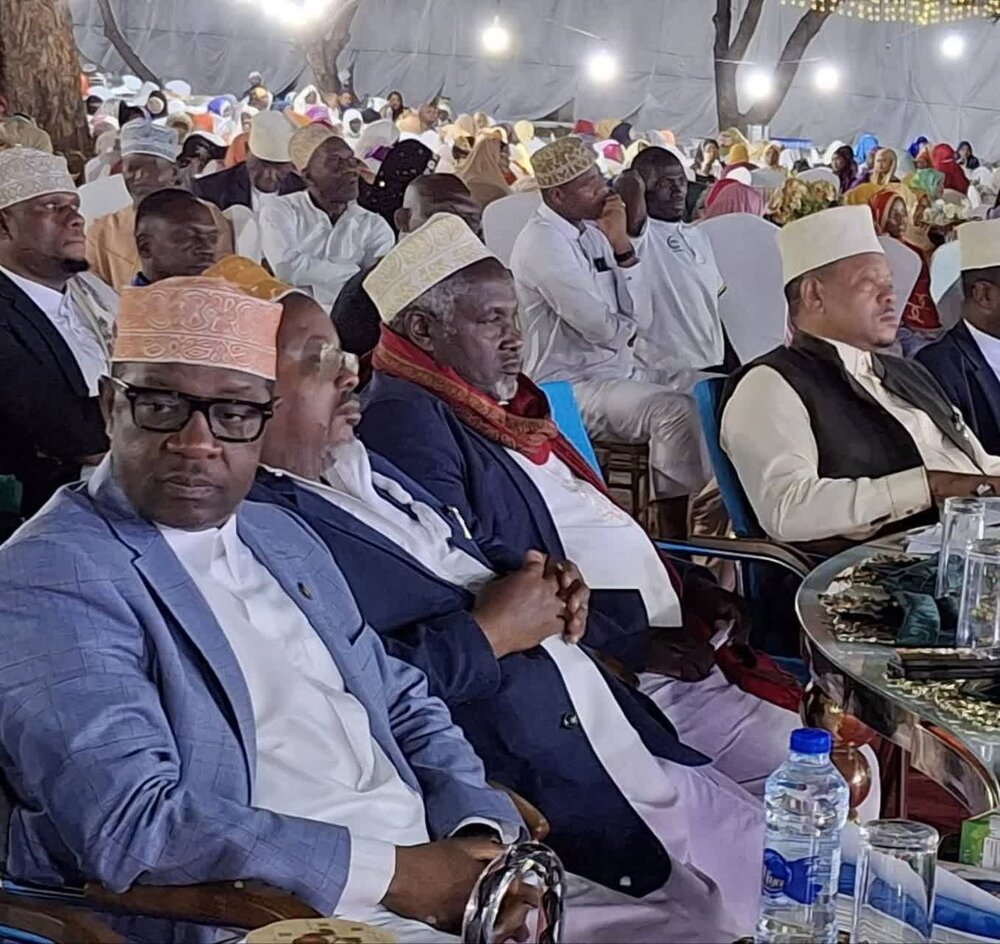 Uzinduzi Rasmi wa Kitabu cha Miaka Kumi ya Mufti wa Tanzania Wafanyika