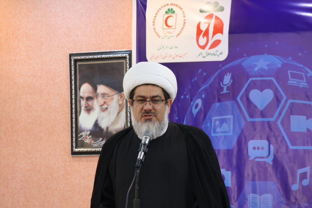 روحانیت و هلال‌احمر در رفع محرومیت‌ها نقش‌آفرین باشند + عکس