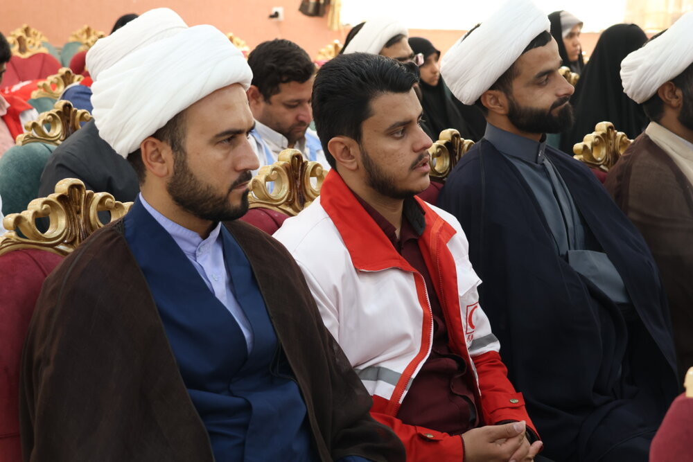 روحانیت و هلال‌احمر در رفع محرومیت‌ها نقش‌آفرین باشند + عکس