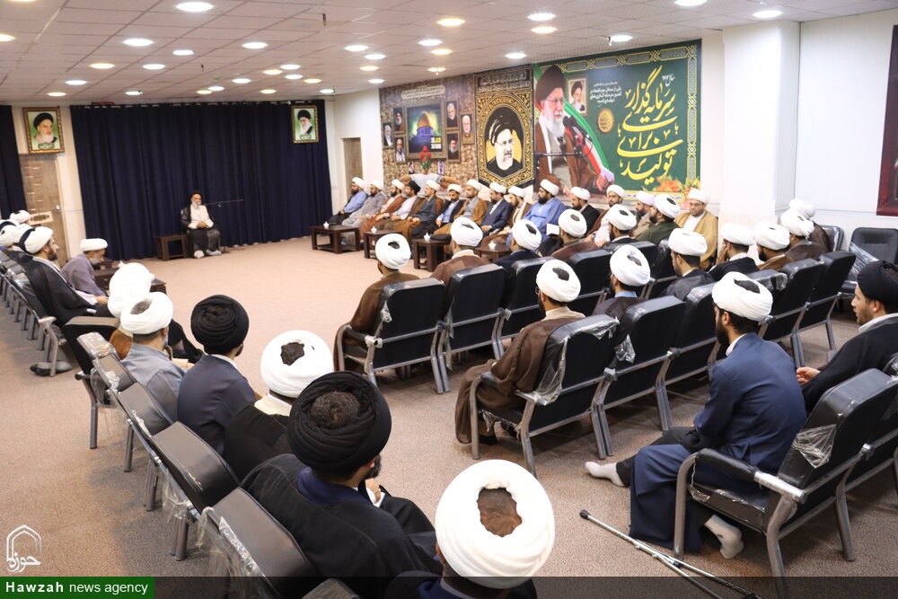 تصاویر/ دیدار مسئولان عقیدتی سیاسی نیروی انتظامی و مرزبانی با نماینده ولی فقیه در خوزستان