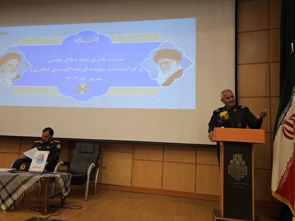 حفظ امنیت روانی جامعه از رسالت‌های خبرنگاران است