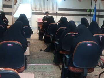 دفاع مقدس، دانشگاه تربیت جوانان و سمبل شجاعت و ایمان بود