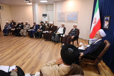 تصاویر/ جلسه شورای معاونین حوزه های علمیه با آیت الله اعرافی