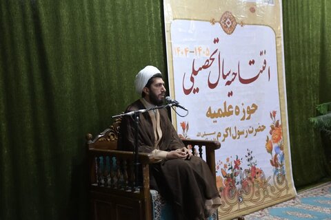 تصاویر/ آیین آغاز سال تحصیلی جدید مدارس علمیه تکاب