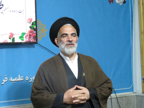 تصاویر/ نشست خانواده طلاب جدیدالورد سلماس با امام جمعه این شهرستان