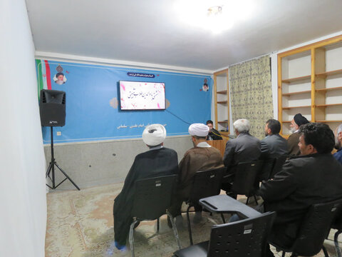 تصاویر/ نشست خانواده طلاب جدیدالورد سلماس با امام جمعه این شهرستان