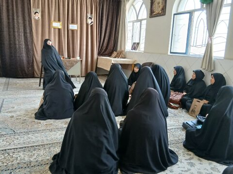 تصاویر/برگزاری مراسم آئین آغاز سال تحصیلی ۱۴۰۵ _۱۴۰۴ با حضور امام جمعه ساوه در موسسه آموزش عالی ریحانه الرسول (س)