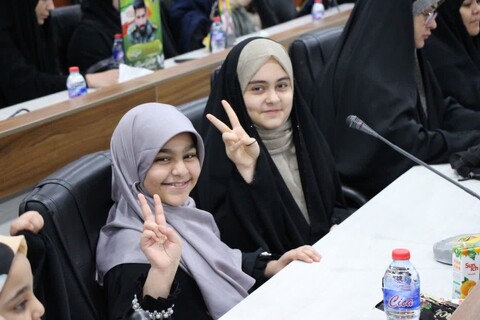 مراسم پاسداشت مقام فرزندان شهدا در آستانه بازگشایی مدارس اهواز