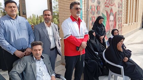 تصاویر/ برگزاری صبحگاه مشترک به مناسبت هفته دفاع مقدس در شهر ماهان