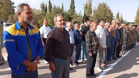 تصاویر/ برگزاری صبحگاه مشترک به مناسبت هفته دفاع مقدس در شهر ماهان