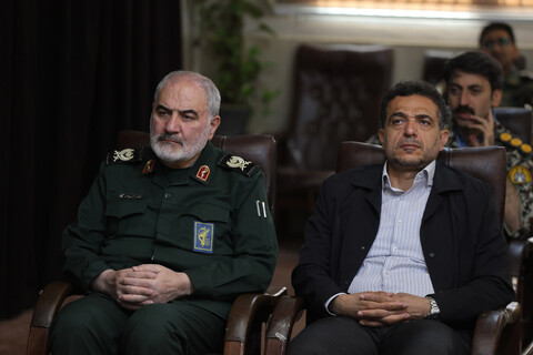 تصاویر / دیدار فرماندهان نظامی و انتظامی استان با نماینده ولی فقیه در استان همدان