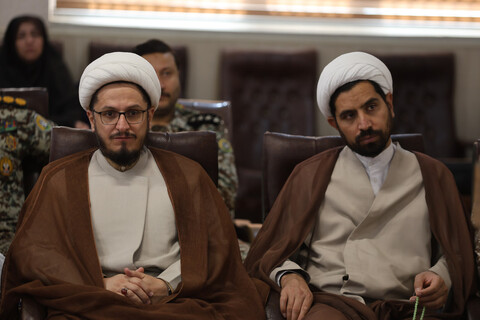 تصاویر / دیدار فرماندهان نظامی و انتظامی استان با نماینده ولی فقیه در استان همدان