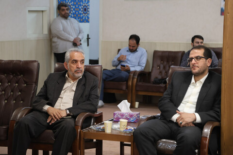 تصاویر / دیدار فرماندهان نظامی و انتظامی استان با نماینده ولی فقیه در استان همدان