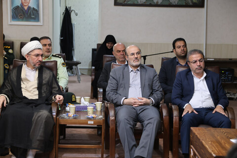 تصاویر / دیدار فرماندهان نظامی و انتظامی استان با نماینده ولی فقیه در استان همدان