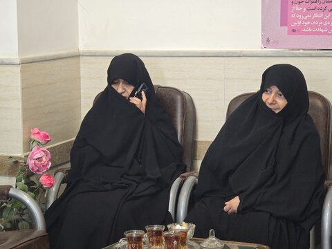 بازدید مدیر حوزه علمیه خواهران استان یزد  از مدرسه علمیه حضرت زینب (س) یزد